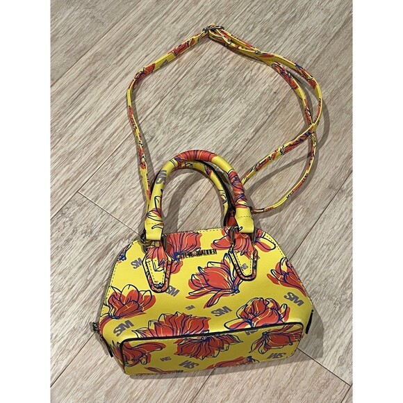 Steve Madden Yellow Flower Purse Small - Picture 1 of 2